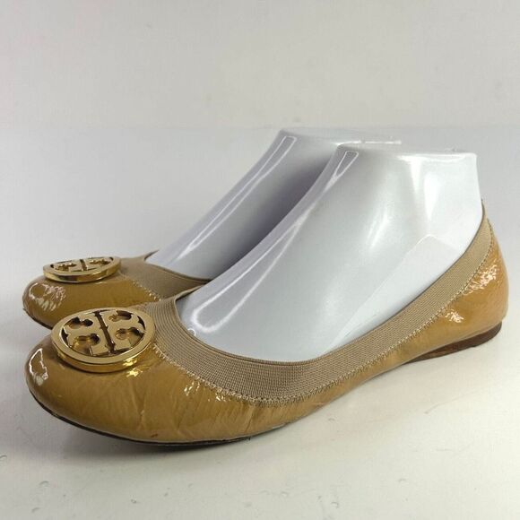 TORY BURCH CLAIRE TAN LEATHER SHOES US 7.5 M GOLD REVA LOGO ELASTIC BALLET FLATS - Picture 1 of 10